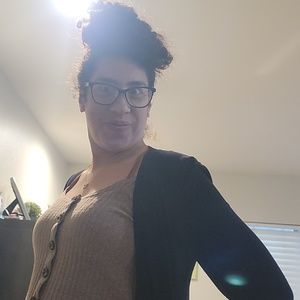 Meet your Posher, Nicole